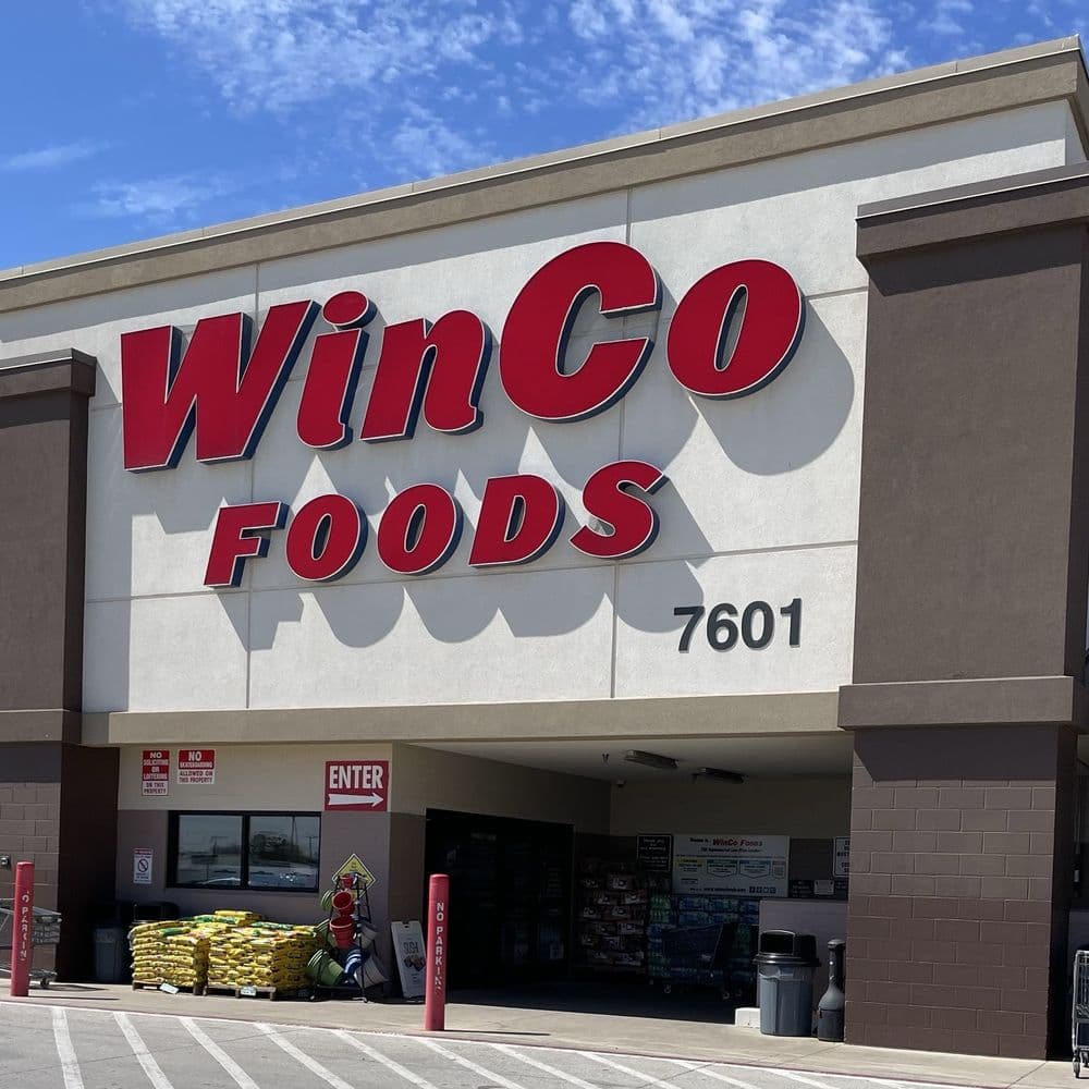 Hard Discount Grocer property type